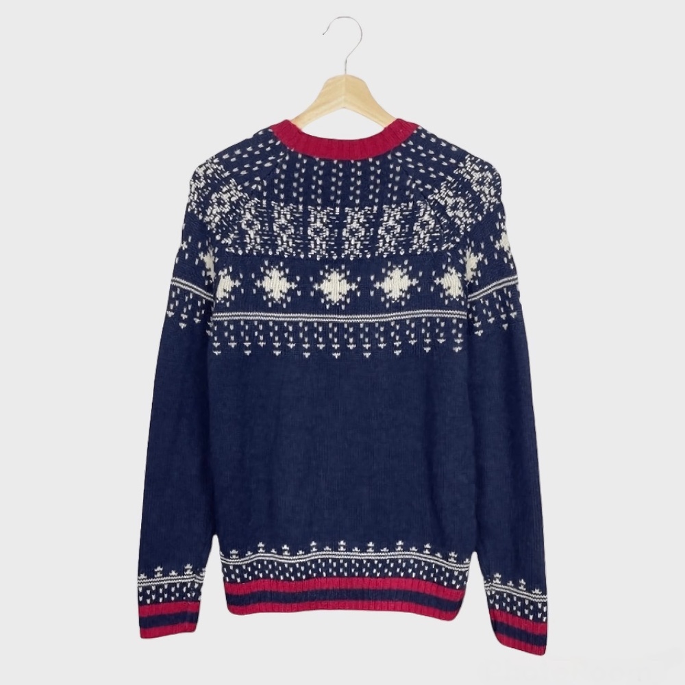 Divided Winter Solstice Sweater by H&M - Picture 2 of 5